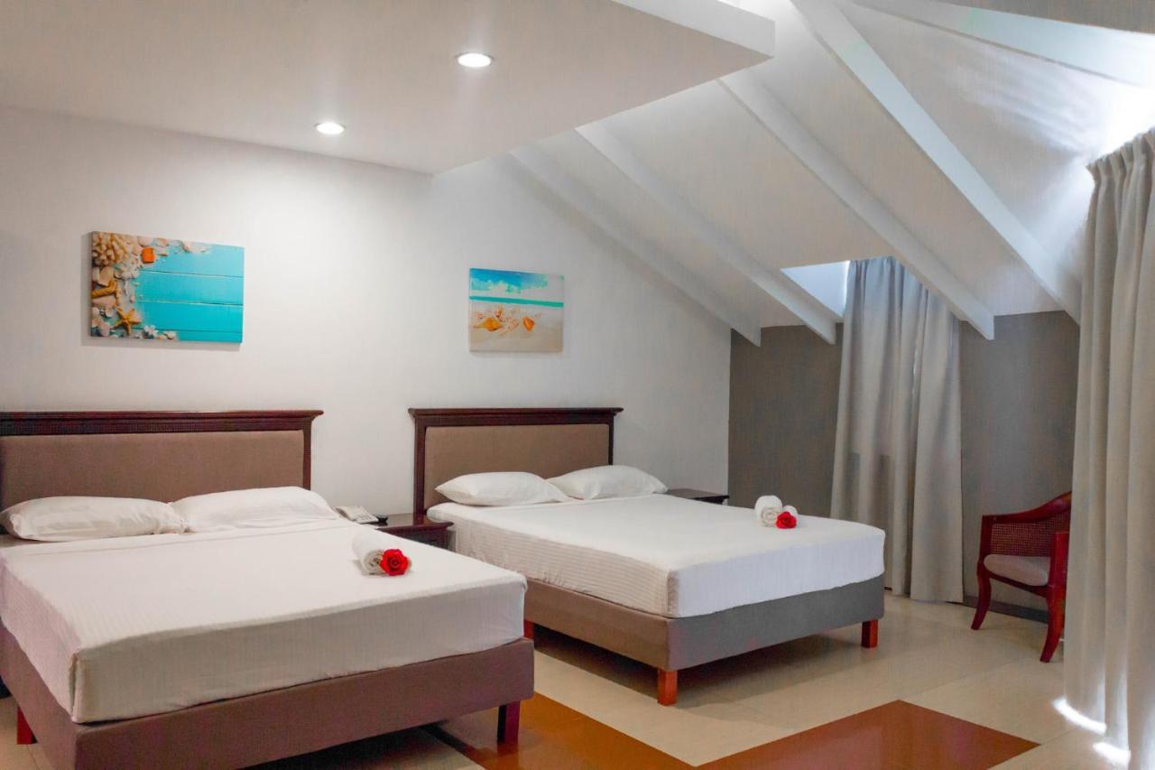 Curacao Suites Hotel Вилемстад Екстериор снимка